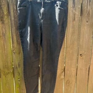 Old Navy Black Skinny Jeans with Stretch